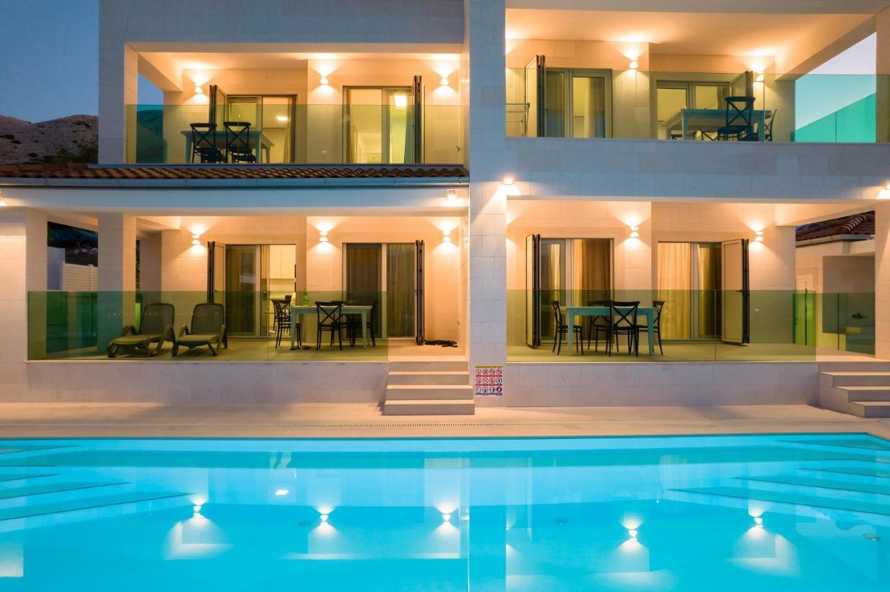 Apartvilla Pag Pag Town Exterior photo